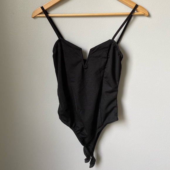 Split Front Bodysuit - Picture 5 of 7